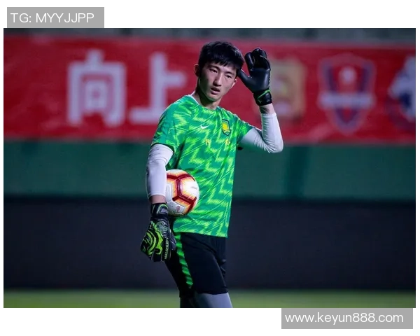 矮个东北足球明星的崛起与奋斗历程揭秘